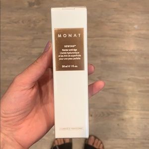 Monat Rewind NWT